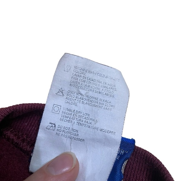 VTG Pooh Disney Burgundy Winnie The Pooh Bear Crewneck Pullover Sweatshirt Sz M - Picture 4 of 7